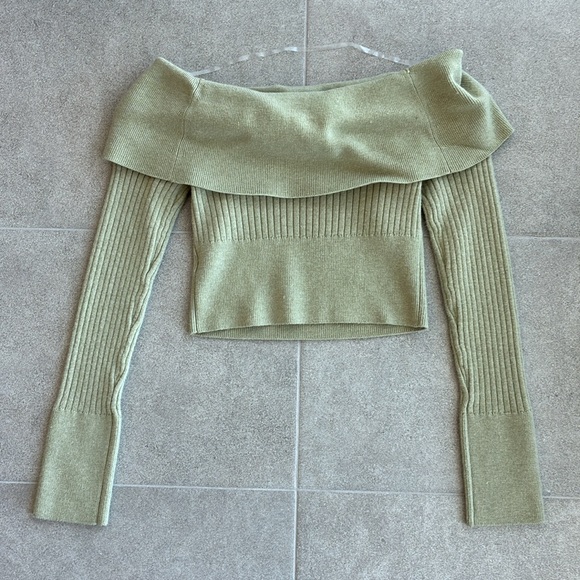 Wild Fable Off-Shoulder Green Sweater XS - Picture 5 of 5